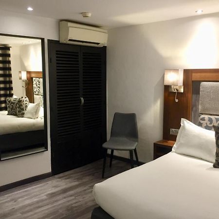 Hotel B Lodge Saint-Tropez Buitenkant foto